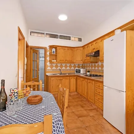 Arenas Bajo Apartment